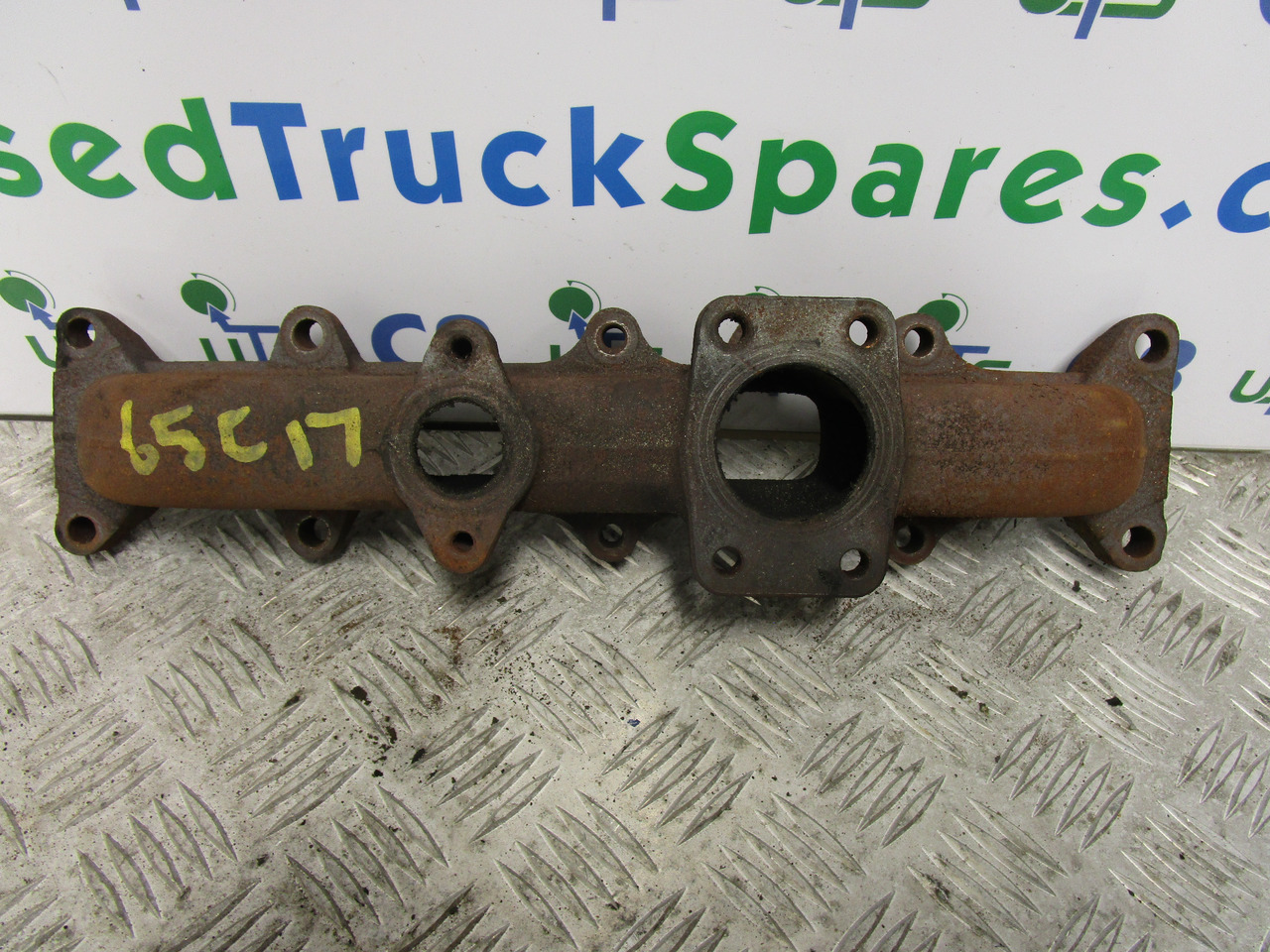 IVECO DAILY 3.0 EXHAUST MANIFOLD P/NO 50433559 - Sistema de escape por Camião: foto 1 IVECO DAILY 3.0 EXHAUST MANIFOLD P/NO 50433559 - Sistema de escape por Camião: foto 1