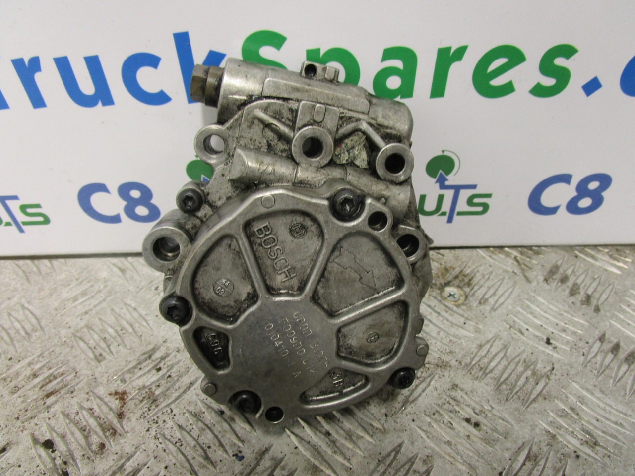 IVECO DAILY 3.0 VACUUM PUMP P/NO F009D01612 - Motor e peças por Camião: foto 1 IVECO DAILY 3.0 VACUUM PUMP P/NO F009D01612 - Motor e peças por Camião: foto 1