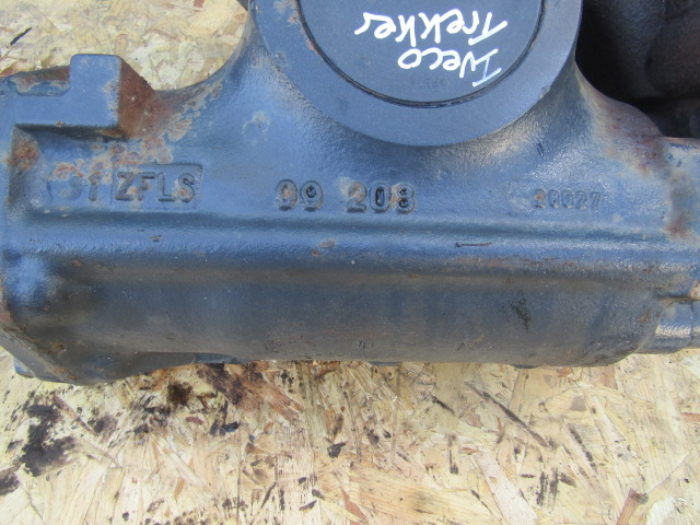 IVECO TREKKER 8X4 STEERING BOX ZF LS P/NO 99 208 - Direcção por Camião: foto 3 IVECO TREKKER 8X4 STEERING BOX ZF LS P/NO 99 208 - Direcção por Camião: foto 3