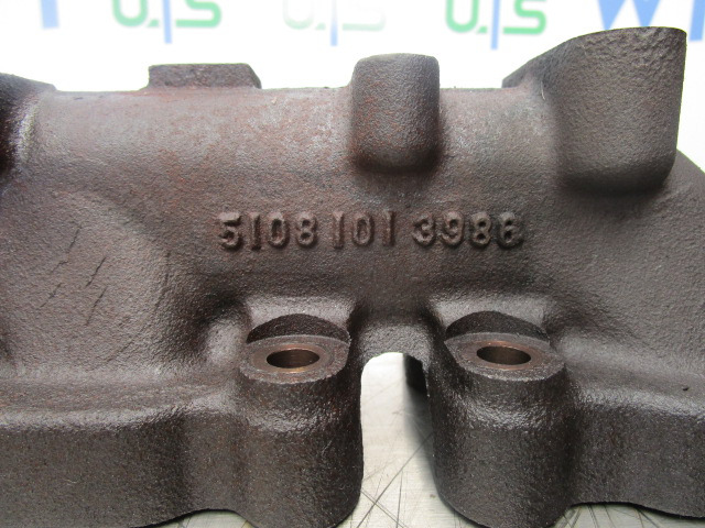 MAN TGL DO834 LFL54 EXHAUST MANIFOLD P/NO 5108101 3986 - Motor e peças por Camião: foto 2 MAN TGL DO834 LFL54 EXHAUST MANIFOLD P/NO 5108101 3986 - Motor e peças por Camião: foto 2