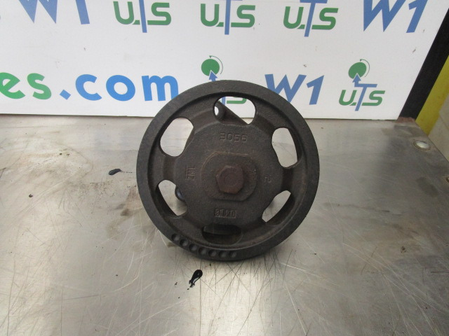 MAN TGL DO834 LFL54 FRONT PULLY AND DRIVE - Motor e peças por Camião: foto 2 MAN TGL DO834 LFL54 FRONT PULLY AND DRIVE - Motor e peças por Camião: foto 2