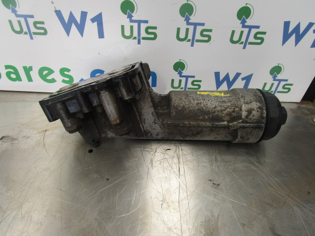 MAN TGL DO834 LFL54 OIL FILTER HOUSING AND COOLER COMPLETE - Motor e peças por Camião: foto 2 MAN TGL DO834 LFL54 OIL FILTER HOUSING AND COOLER COMPLETE - Motor e peças por Camião: foto 2