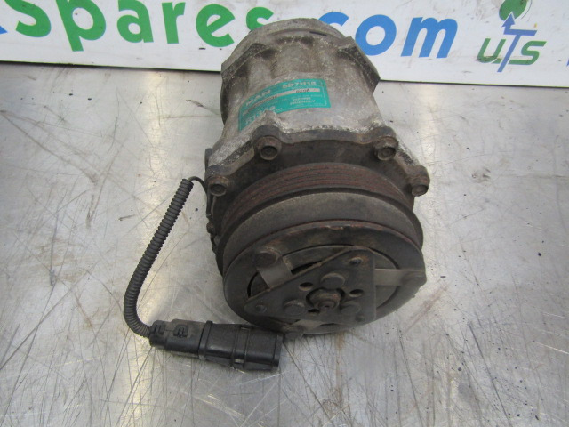 MAN TGM 340 D0836 AIR CON PUMP TYPE-SD7HI5/MODEL NO 8298 - Motor e peças por Camião: foto 1 MAN TGM 340 D0836 AIR CON PUMP TYPE-SD7HI5/MODEL NO 8298 - Motor e peças por Camião: foto 1