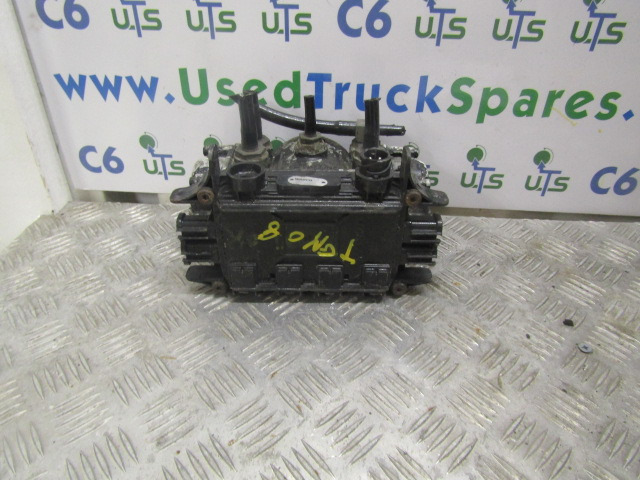 MAN TGM AXLE MODULATOR VALVE P/NO 4801041050 - Peças de freio por Camião: foto 2 MAN TGM AXLE MODULATOR VALVE P/NO 4801041050 - Peças de freio por Camião: foto 2