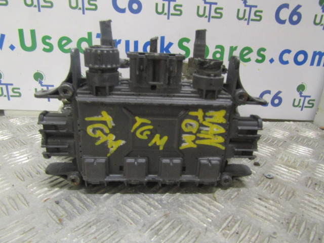 MAN TGM AXLE MODULATOR VALVE P/NO 4801041060 - Peças de freio por Camião: foto 1 MAN TGM AXLE MODULATOR VALVE P/NO 4801041060 - Peças de freio por Camião: foto 1