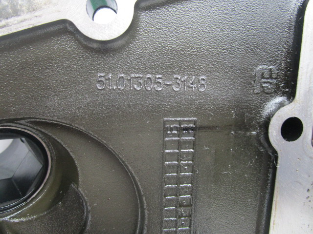 MAN TGM DO836 FRONT TIMING COVER 51013053148 - Motor e peças por Camião: foto 3 MAN TGM DO836 FRONT TIMING COVER 51013053148 - Motor e peças por Camião: foto 3