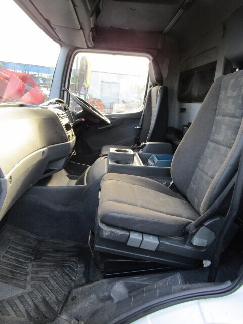 MERCEDES ATEGO 13TON CAB EX 2011 - Cabine por Camião: foto 4 MERCEDES ATEGO 13TON CAB EX 2011 - Cabine por Camião: foto 4