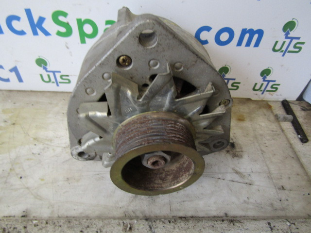 MERCEDES ATEGO 815/1823 ALTERNATOR BOSCH P/NO 0986040260 - Sistema elétrico por Camião: foto 1 MERCEDES ATEGO 815/1823 ALTERNATOR BOSCH P/NO 0986040260 - Sistema elétrico por Camião: foto 1