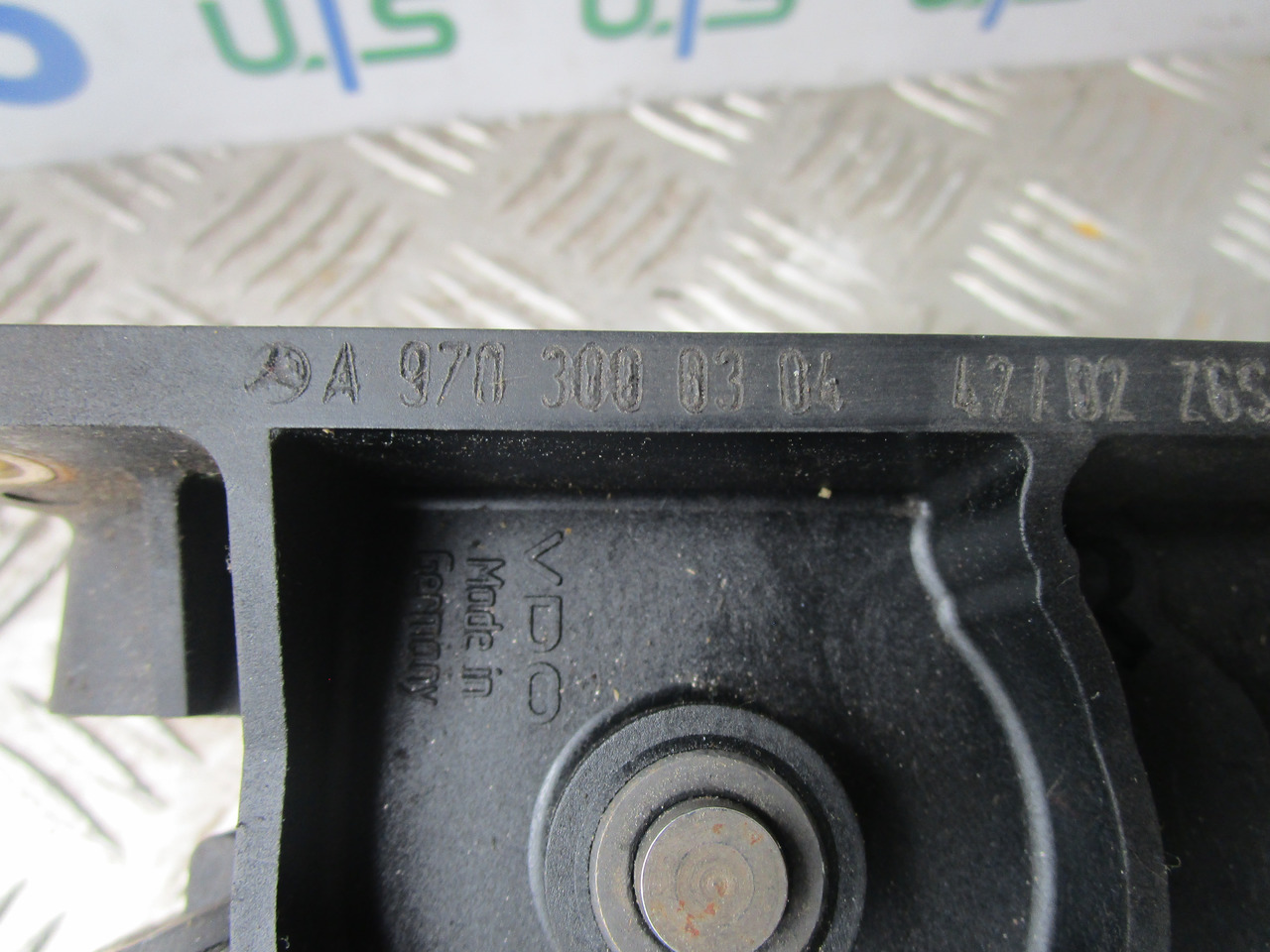 MERCEDES ATEGO ACCELERATOR PEDAL P/NO A9703000304 - Cabine e interior por Camião: foto 2 MERCEDES ATEGO ACCELERATOR PEDAL P/NO A9703000304 - Cabine e interior por Camião: foto 2