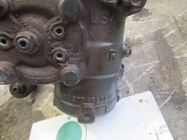 MERCEDES ATEGO LS4 STEERING BOX P/NO A970 461 0701 - Direcção por Camião: foto 1 MERCEDES ATEGO LS4 STEERING BOX P/NO A970 461 0701 - Direcção por Camião: foto 1