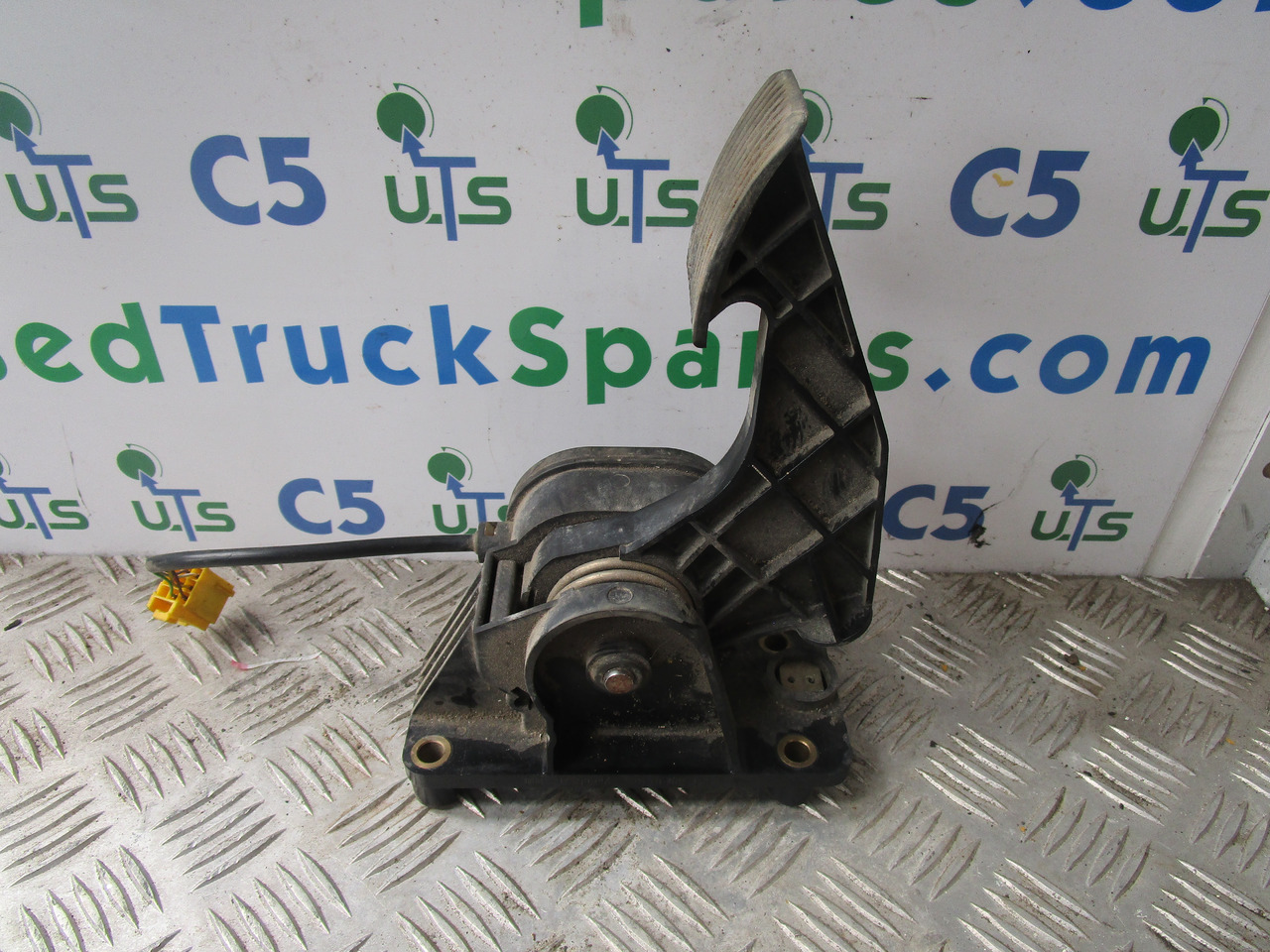 MERCEDES AXOR ACCELERATOR PEDAL P/NO A9413000104 - Cabine e interior por Camião: foto 1 MERCEDES AXOR ACCELERATOR PEDAL P/NO A9413000104 - Cabine e interior por Camião: foto 1