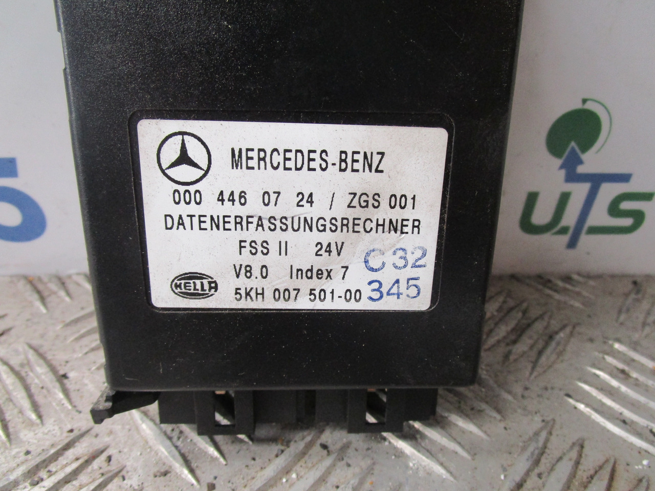 MERCEDES AXOR / ACTROS FSS II CONTROL UNIT P/NO 0004460724 - Sistema elétrico por Camião: foto 2 MERCEDES AXOR / ACTROS FSS II CONTROL UNIT P/NO 0004460724 - Sistema elétrico por Camião: foto 2