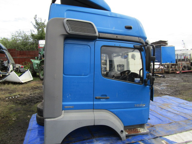 MERCEDES AXOR CAB EX 2012 - Cabine por Camião: foto 5 MERCEDES AXOR CAB EX 2012 - Cabine por Camião: foto 5