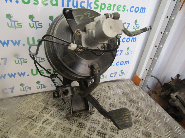 MITSUBISHI 3C11 / 3C13 BRAKE SERVO COMPLETE P/NO 864-03701/6420 - Peças de freio por Camião: foto 2 MITSUBISHI 3C11 / 3C13 BRAKE SERVO COMPLETE P/NO 864-03701/6420 - Peças de freio por Camião: foto 2