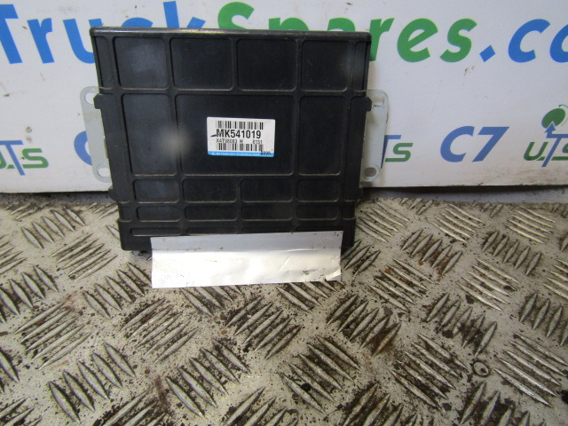 MITSUBISHI CANTER CONTROL MODULE P/NO MK541019 - Centralina electrónica por Camião: foto 1 MITSUBISHI CANTER CONTROL MODULE P/NO MK541019 - Centralina electrónica por Camião: foto 1