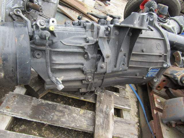 MITSUBISHI FUSO 6 SPEED MANUAL ZF GEARBOX TYPE 6S 420V - Caixa de velocidade por Camião: foto 2 MITSUBISHI FUSO 6 SPEED MANUAL ZF GEARBOX TYPE 6S 420V - Caixa de velocidade por Camião: foto 2