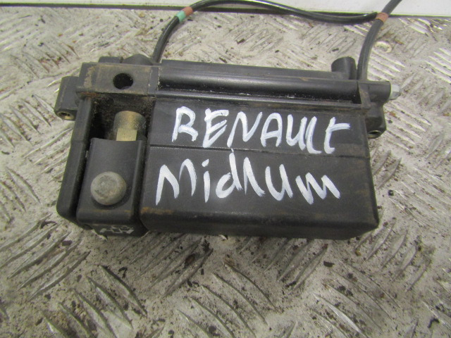 RENAULT MIDLUM DCI PTO IN CAB CONTROL - Cabine e interior por Camião: foto 2 RENAULT MIDLUM DCI PTO IN CAB CONTROL - Cabine e interior por Camião: foto 2