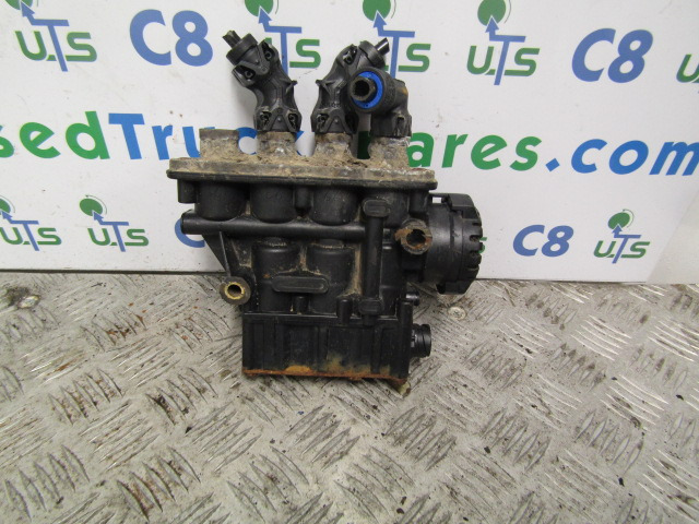 RENAULT MIDLUM DXI ELC HIGHT CONTROL VALVE ‘KNORR-BREMSE’ P/NO K019820 - Sistema elétrico por Camião: foto 1 RENAULT MIDLUM DXI ELC HIGHT CONTROL VALVE ‘KNORR-BREMSE’ P/NO K019820 - Sistema elétrico por Camião: foto 1