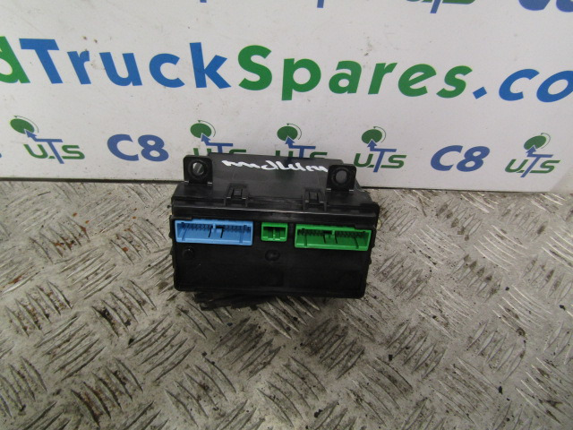 RENAULT MIDLUM DXI VECU MODULE P/NO 7421313712-PO3 - Sistema elétrico por Camião: foto 1 RENAULT MIDLUM DXI VECU MODULE P/NO 7421313712-PO3 - Sistema elétrico por Camião: foto 1