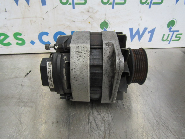 RENAULT PREMIUM 400 ALTERNATOR - Sistema elétrico por Camião: foto 1 RENAULT PREMIUM 400 ALTERNATOR - Sistema elétrico por Camião: foto 1