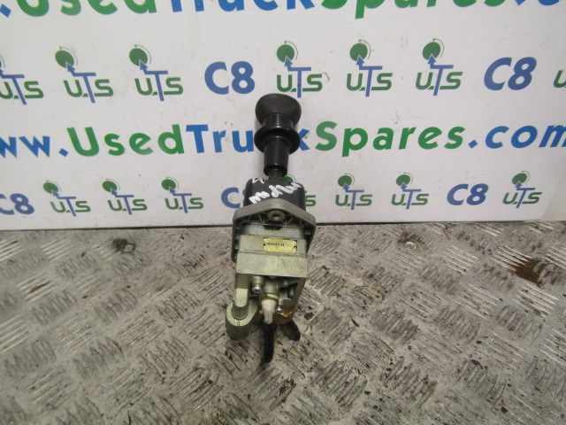 RENAULT PREMIUM DCI HAND BRAKE LEVER/VALVE WABCO P/NO 9617231340 - Sistema elétrico por Camião: foto 3 RENAULT PREMIUM DCI HAND BRAKE LEVER/VALVE WABCO P/NO 9617231340 - Sistema elétrico por Camião: foto 3
