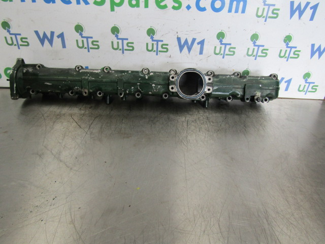 SCANIA 114/164 V8 INLET MANIFOLD P/NO 1477131/4560 - Motor e peças por Camião: foto 2 SCANIA 114/164 V8 INLET MANIFOLD P/NO 1477131/4560 - Motor e peças por Camião: foto 2