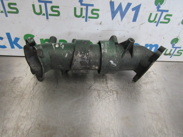 SCANIA 144/164 V8 AIR INTAKE PIPE P/NO 1472958/2376 - Motor e peças por Camião: foto 1 SCANIA 144/164 V8 AIR INTAKE PIPE P/NO 1472958/2376 - Motor e peças por Camião: foto 1