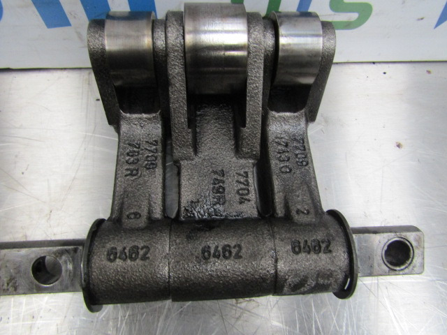 SCANIA 144/164 V8 ROCKERSHAFT P/NO 6462/77097430 - Motor e peças por Camião: foto 3 SCANIA 144/164 V8 ROCKERSHAFT P/NO 6462/77097430 - Motor e peças por Camião: foto 3