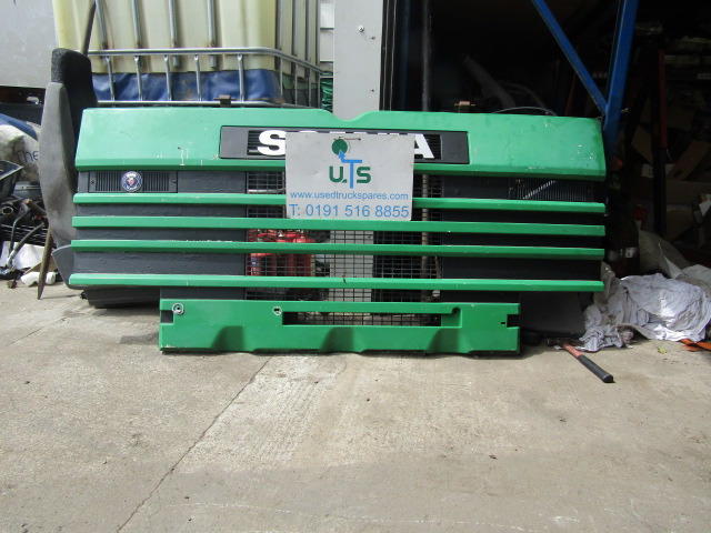 SCANIA P92/93 GRILL SUIT INTERCOOLER MODEL (VERY CLEAN FOR AGE) - Cabine e interior por Camião: foto 1 SCANIA P92/93 GRILL SUIT INTERCOOLER MODEL (VERY CLEAN FOR AGE) - Cabine e interior por Camião: foto 1
