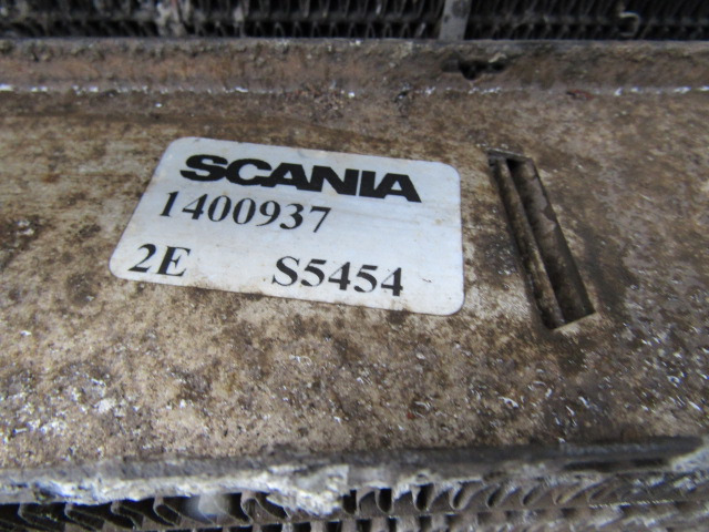 SCANIA P94 230 RADIATOR/INTERCOOLER PACK P/NO 1400937 - Radiador por Camião: foto 3 SCANIA P94 230 RADIATOR/INTERCOOLER PACK P/NO 1400937 - Radiador por Camião: foto 3