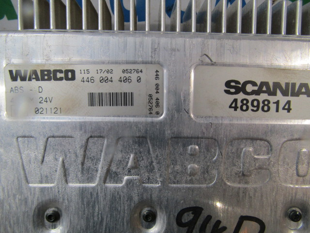 SCANIA P94 ABS ECU WABCO P/NO 4460044060 / SCANIA 489814 - Centralina electrónica por Camião: foto 2 SCANIA P94 ABS ECU WABCO P/NO 4460044060 / SCANIA 489814 - Centralina electrónica por Camião: foto 2