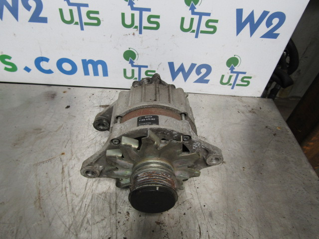 SCHMIDT SWINGO BOSCH ALTERNATOR P/NO F.002 G10 862 - Sistema elétrico por Camião: foto 1 SCHMIDT SWINGO BOSCH ALTERNATOR P/NO F.002 G10 862 - Sistema elétrico por Camião: foto 1