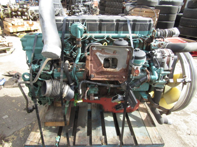 VOLVO D7E ENGINE COMPLETE GOOD RUNNING ORDER EX COUNCIL ONLY 109,000KM - Motor por Camião: foto 3 VOLVO D7E ENGINE COMPLETE GOOD RUNNING ORDER EX COUNCIL ONLY 109,000KM - Motor por Camião: foto 3