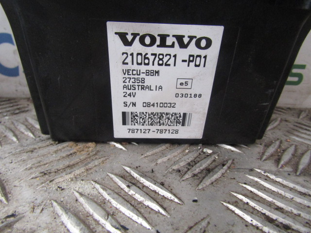 VOLVO FE BBM UNIT P/NO 21067821-P01 - Centralina electrónica por Camião: foto 2 VOLVO FE BBM UNIT P/NO 21067821-P01 - Centralina electrónica por Camião: foto 2
