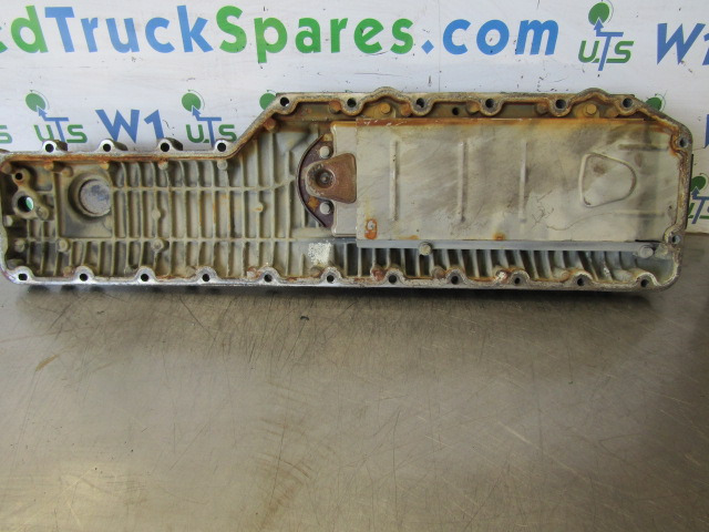 VOLVO FH13 D13C OIL COOLER COVER P/NO 21423744 - Motor e peças por Camião: foto 3 VOLVO FH13 D13C OIL COOLER COVER P/NO 21423744 - Motor e peças por Camião: foto 3