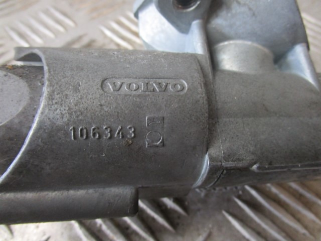 VOLVO FM/FH VERSION 2 IGNITION LOCK AND KEY 106343 - Cabine e interior por Camião: foto 2 VOLVO FM/FH VERSION 2 IGNITION LOCK AND KEY 106343 - Cabine e interior por Camião: foto 2
