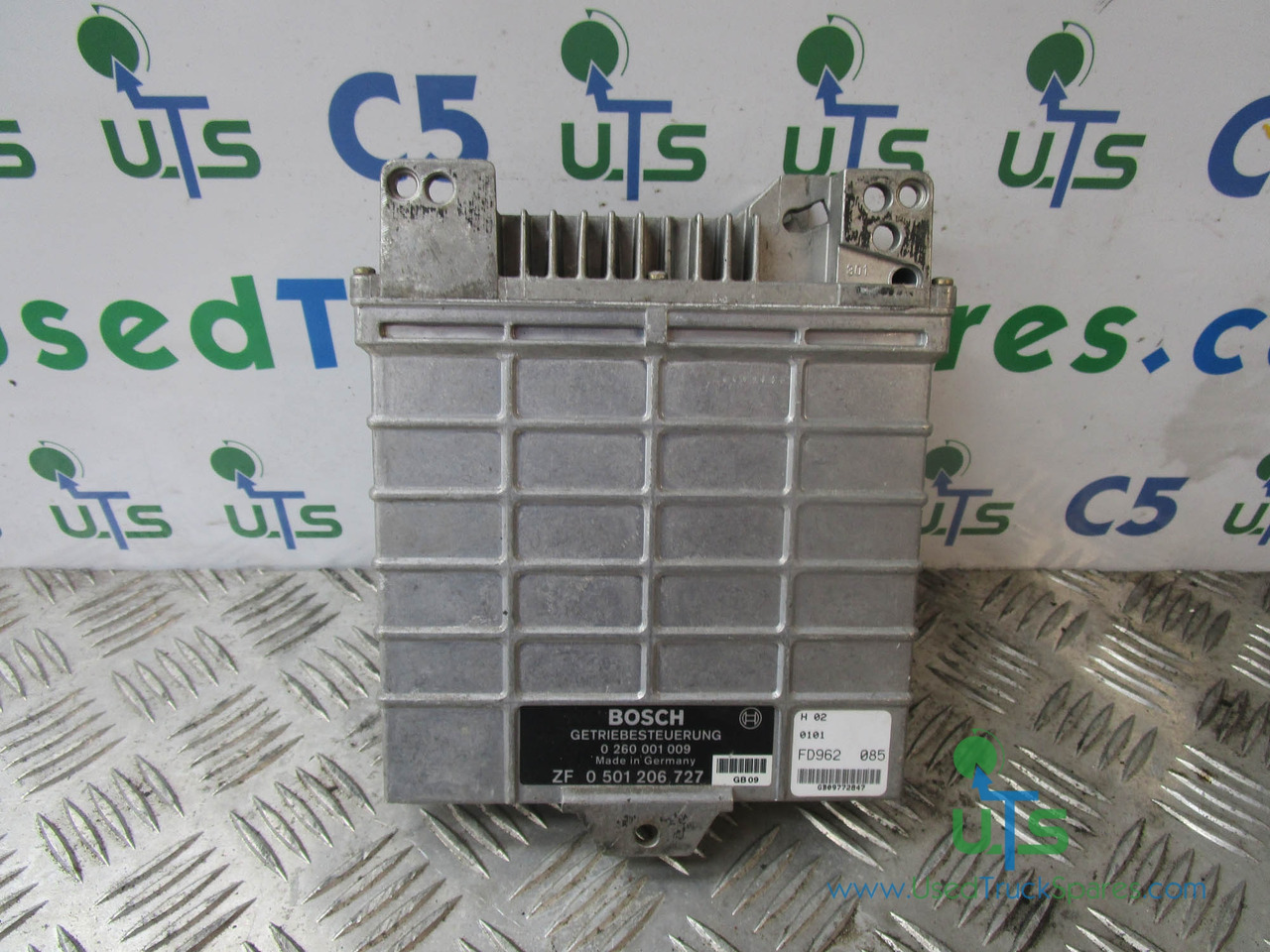 ZF TRANSMISSION ECU P/NO 6009038922 - Centralina electrónica por Camião: foto 1 ZF TRANSMISSION ECU P/NO 6009038922 - Centralina electrónica por Camião: foto 1