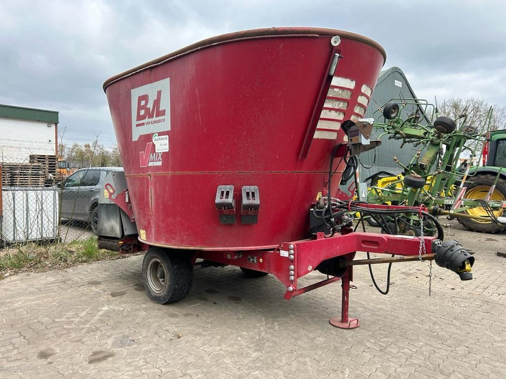 Misturadora Alimentadora BVL V-MIX PLUS 13-1S: foto 6 Misturadora Alimentadora BVL V-MIX PLUS 13-1S: foto 6