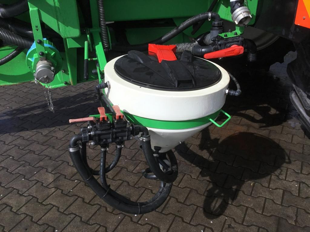 Pulverizador de arrastar CHD F 7033 A: foto 9