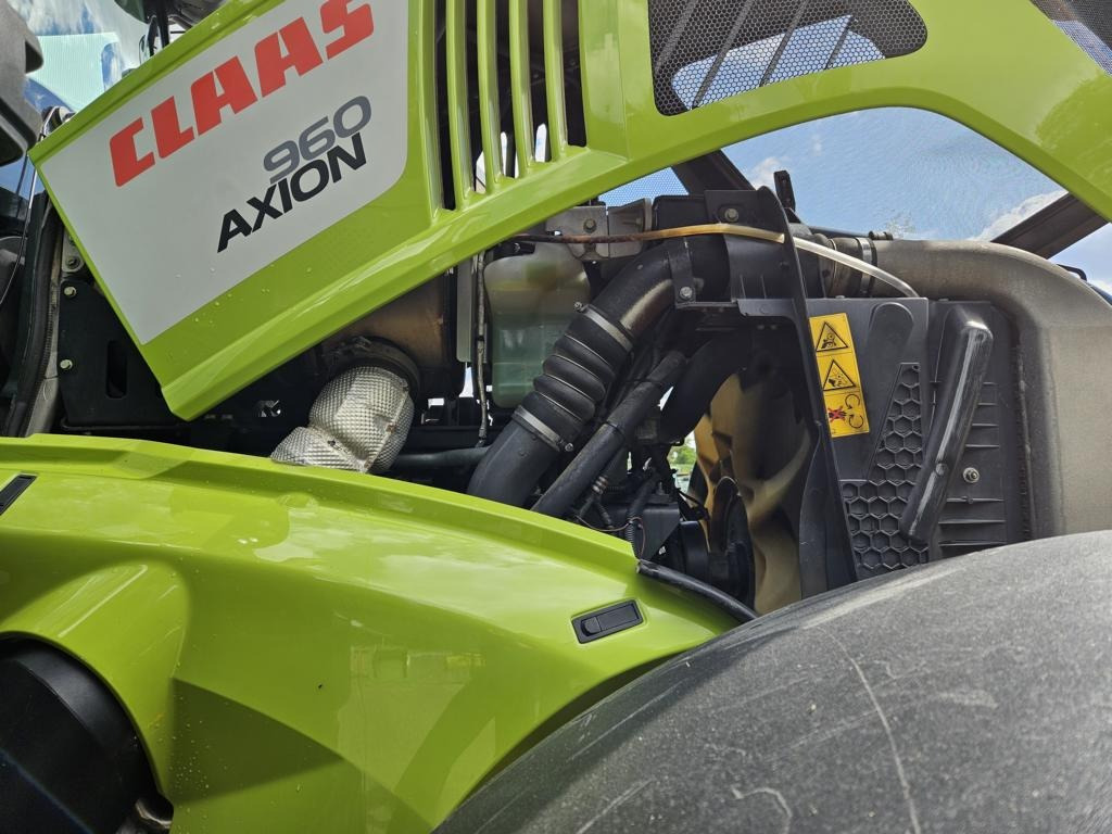 CLAAS AXION 960 - Trator: foto 2 CLAAS AXION 960 - Trator: foto 2