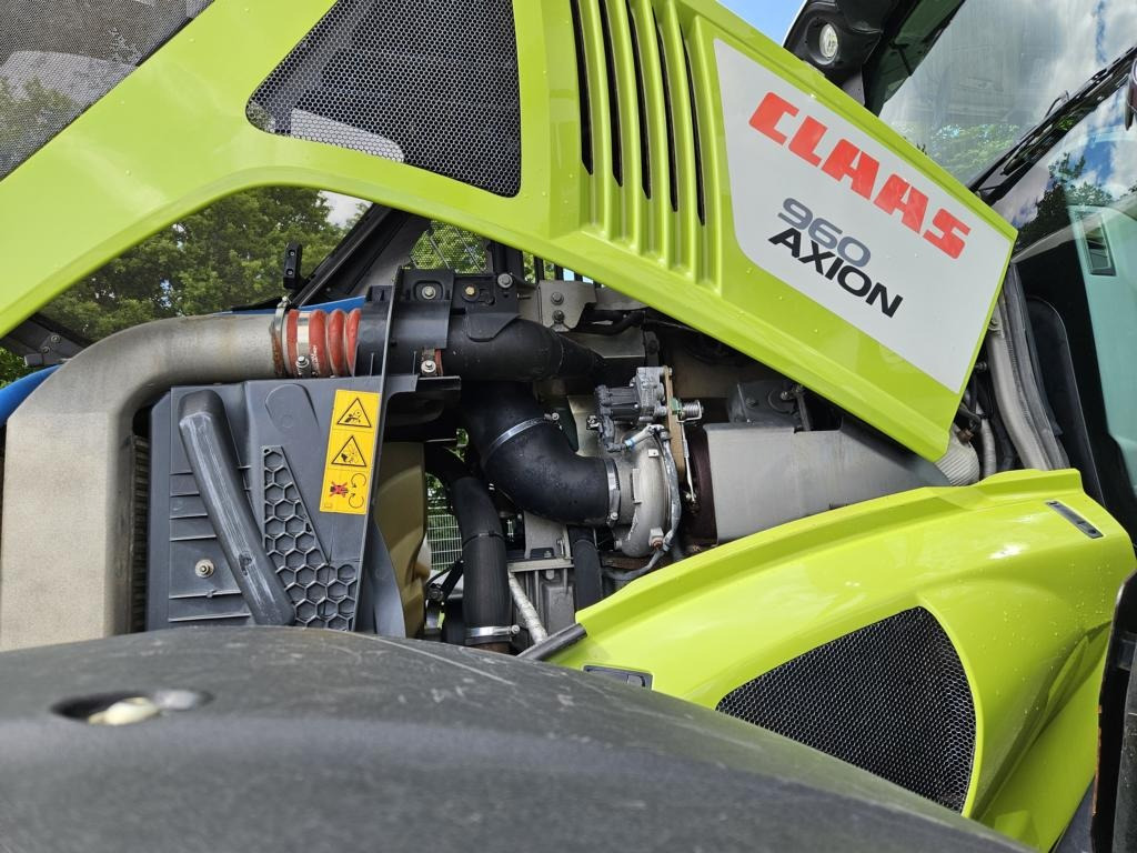 CLAAS AXION 960 - Trator: foto 5 CLAAS AXION 960 - Trator: foto 5