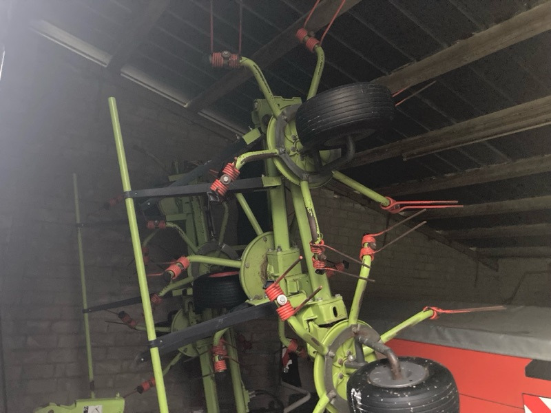 CLAAS Volto 900 - Ancinho enleirador: foto 2 CLAAS Volto 900 - Ancinho enleirador: foto 2