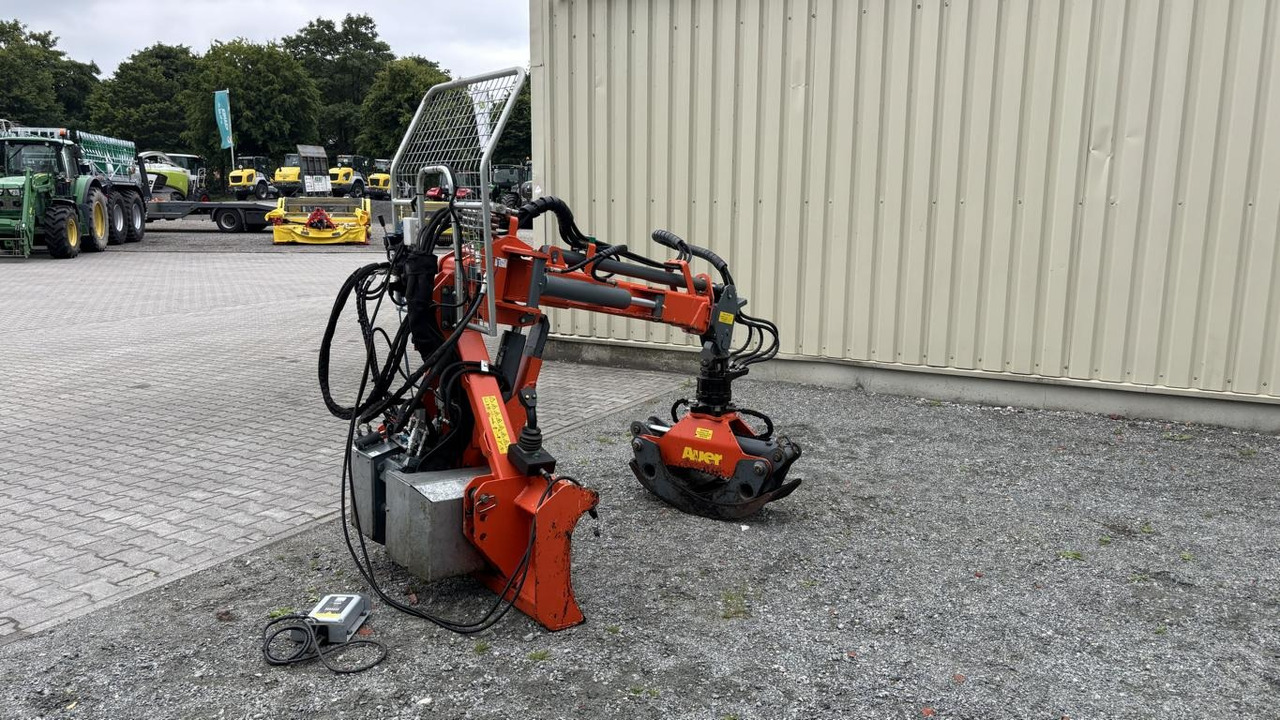 Auer HRZ 1702 Plus - Equipamento florestal: foto 1 Auer HRZ 1702 Plus - Equipamento florestal: foto 1