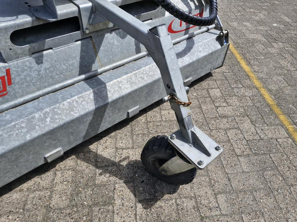 Fliegl KEH 1850 TYPE 600 - Gadanheira: foto 5 Fliegl KEH 1850 TYPE 600 - Gadanheira: foto 5