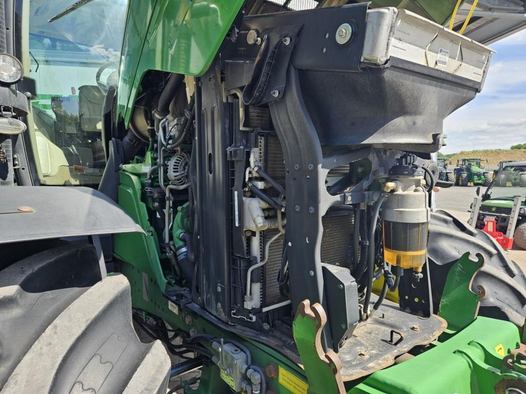 John Deere 6210R - Trator: foto 3 John Deere 6210R - Trator: foto 3