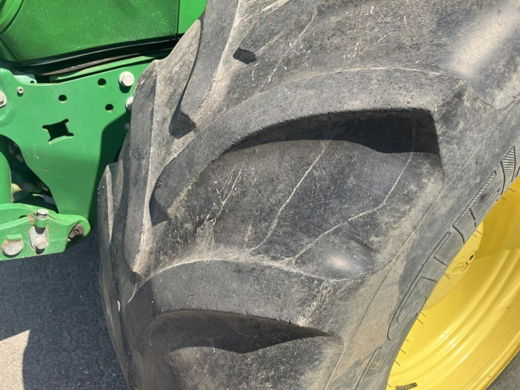 John Deere 6210R - Trator: foto 2 John Deere 6210R - Trator: foto 2