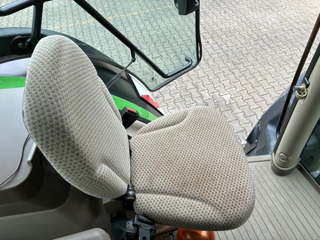 John Deere 6215R - Trator: foto 2 John Deere 6215R - Trator: foto 2