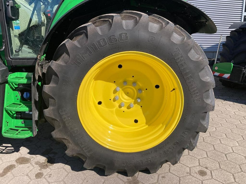 John Deere 6M125 - Trator: foto 2 John Deere 6M125 - Trator: foto 2