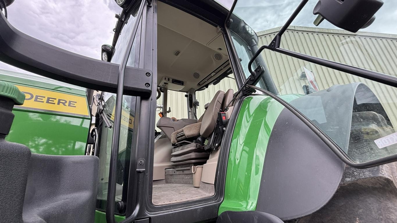 Trator John Deere 6M240: foto 12 Trator John Deere 6M240: foto 12