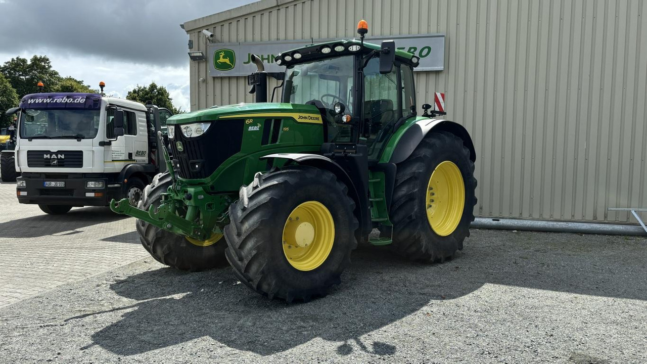 John Deere 6R195 - Trator: foto 1 John Deere 6R195 - Trator: foto 1
